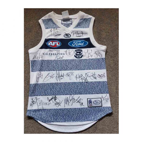 2009 GEELONG PREMIERSHIP 150 YEAR SIGNED JUMPER 22 + COACH ABLETT