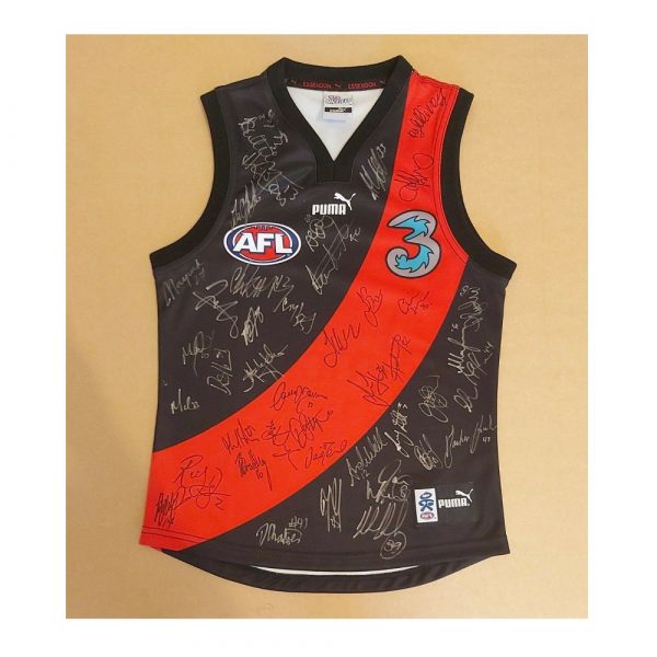 2005 ESSENDON BOMBERS JUMPER FULLY SIGNED HIRD MCVEIGH LLOYD JOHNSON LUCAS 40+