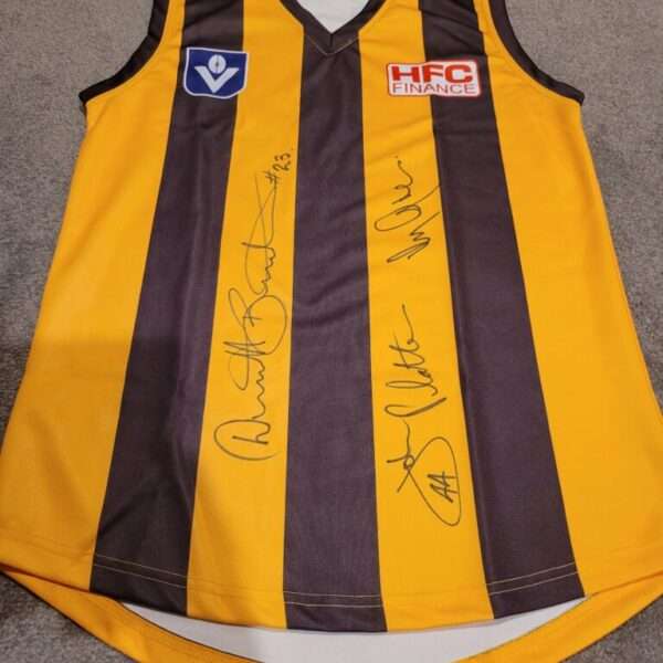 DERMOTT BRERETON GARY AYRES & JOHN PLATTEN HAND SIGNED HAWTHORN JUMPER